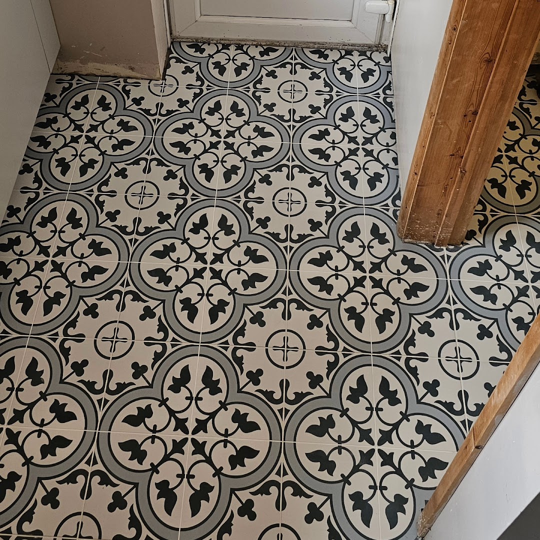Suffolk precision tiling — Photos 5